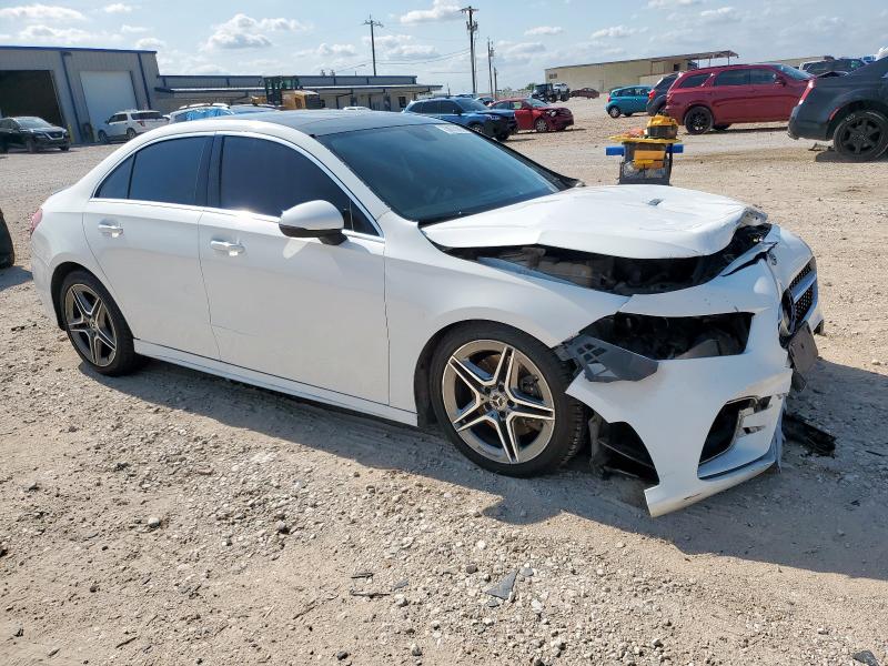 2019 MERCEDES-BENZ A 220 4MAT WDD3G4FB7KW013228
