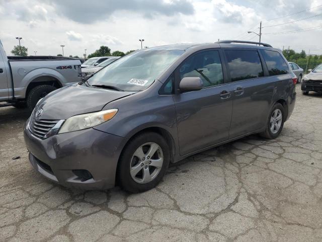 TOYOTA SIENNA LE