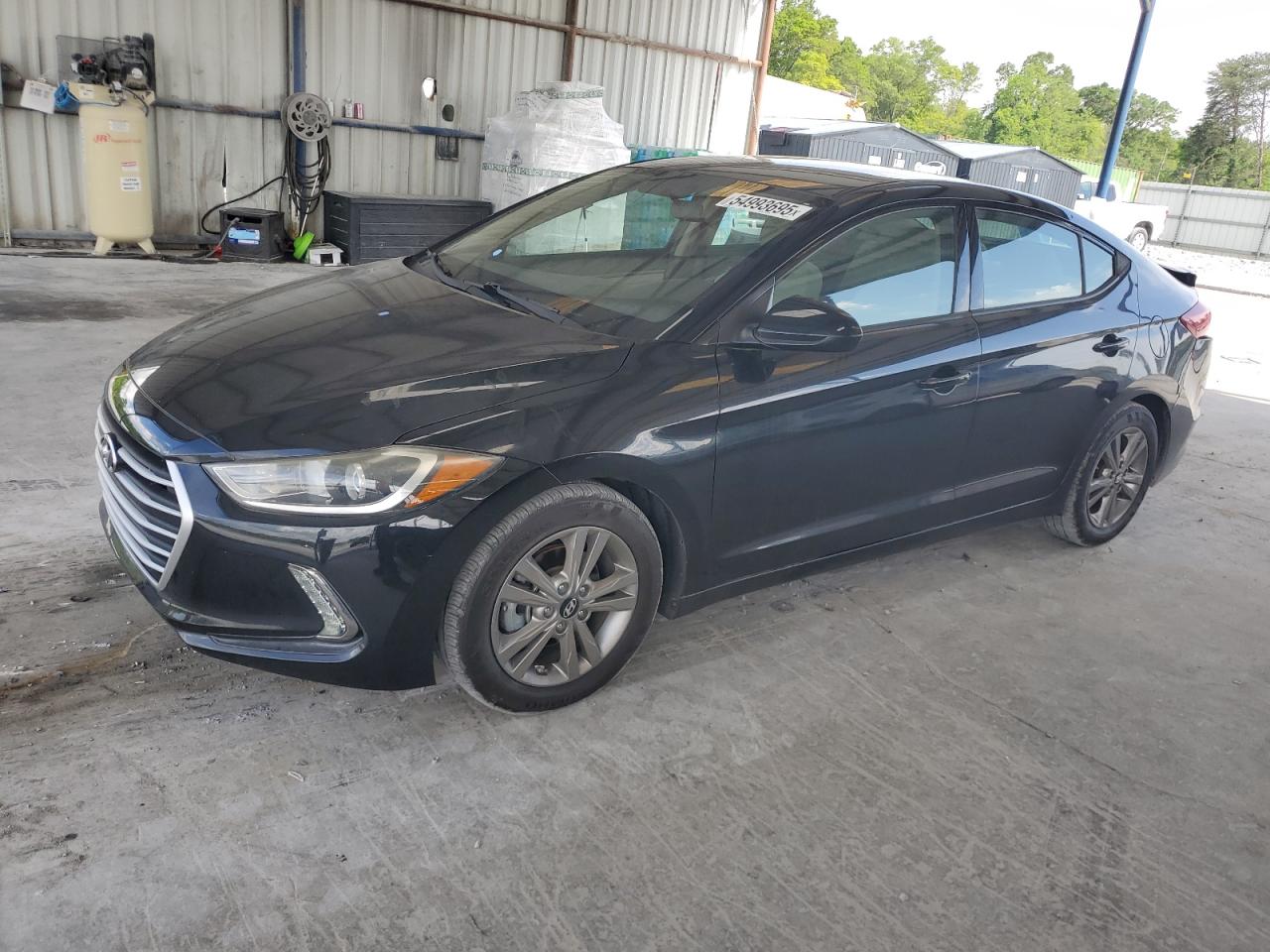 HYUNDAI ELANTRA SE