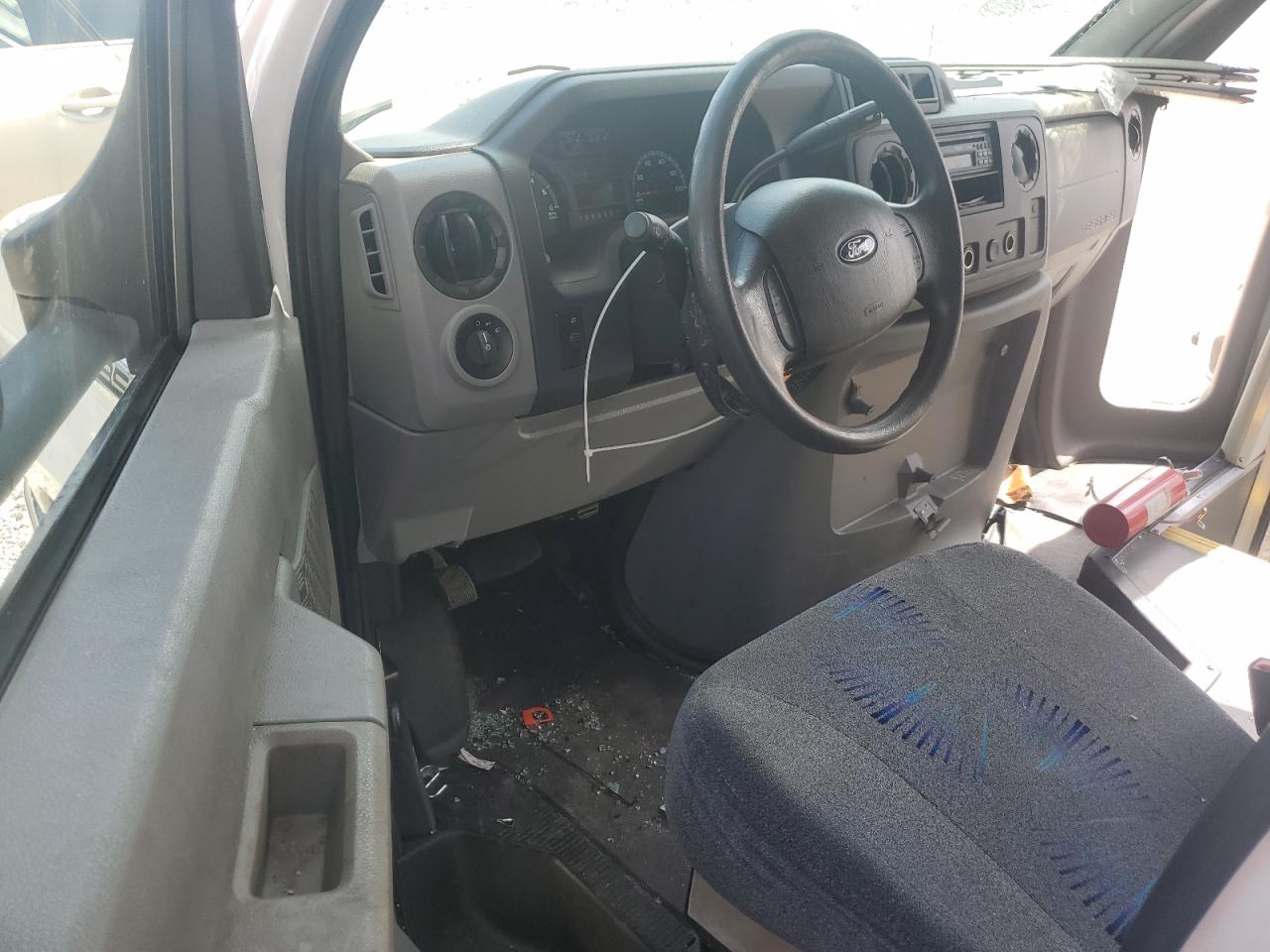 FORD ECONOLINE E350 SUPER DUTY CUTAWAY VAN