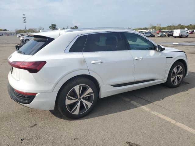 Vin: wa14aage7rb028640, lot: 55132545, audi q8 e-tron premium 20243