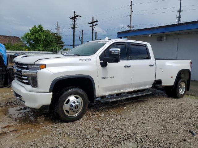 CHEVROLET SILVERADO K3500 HIGH COUNTRY