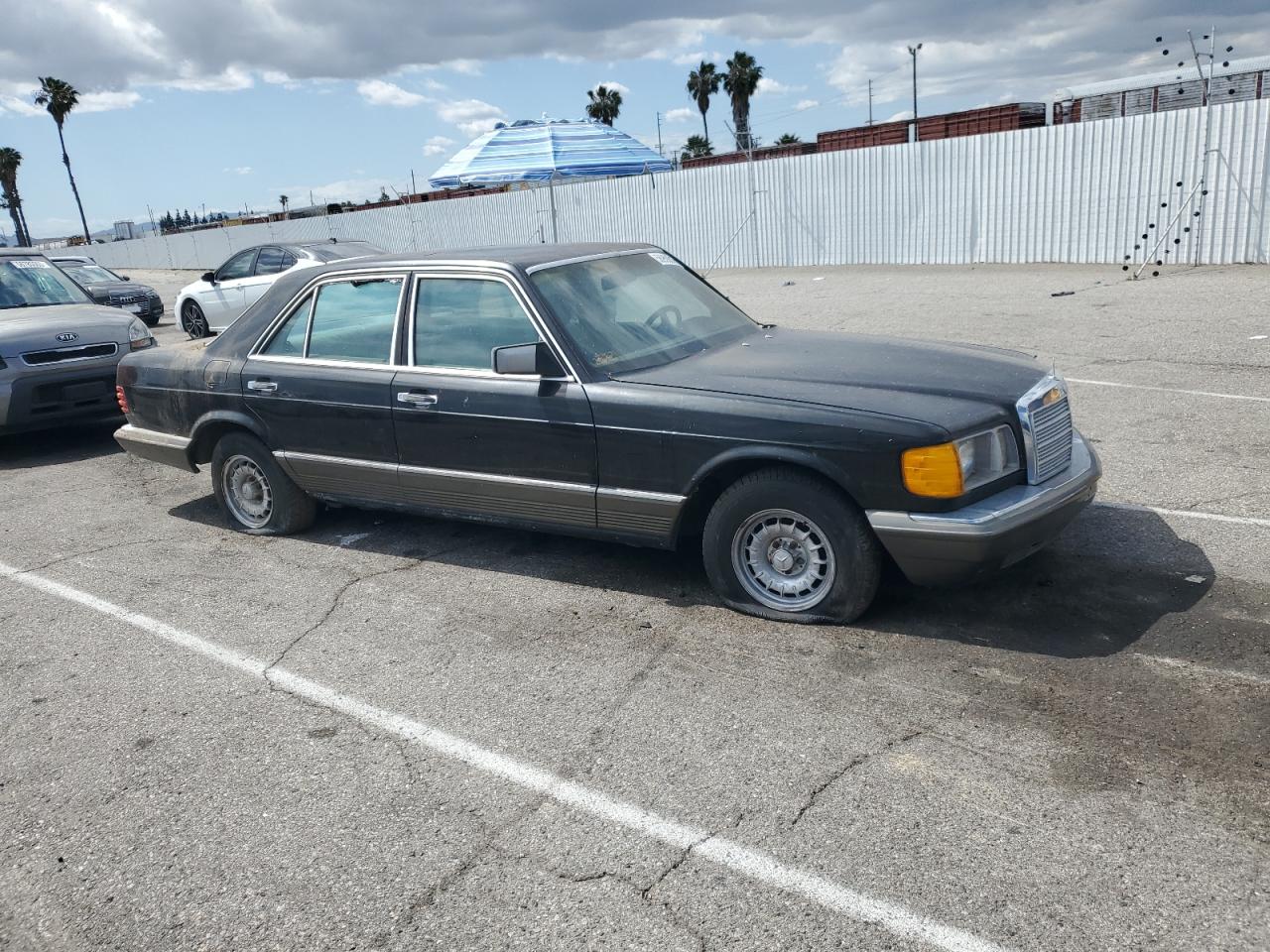 Lot #3241521377 1984 MERCEDES-BENZ 380 SE