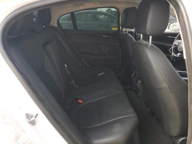 2019 JAGUAR XE PREMIUM SAJAD4FX4KCP48922
