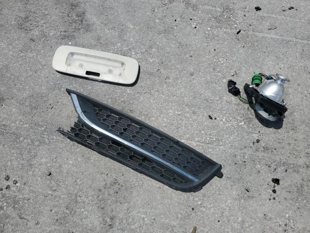 2015 VOLKSWAGEN PASSAT S - 1VWAS7A39FC006206