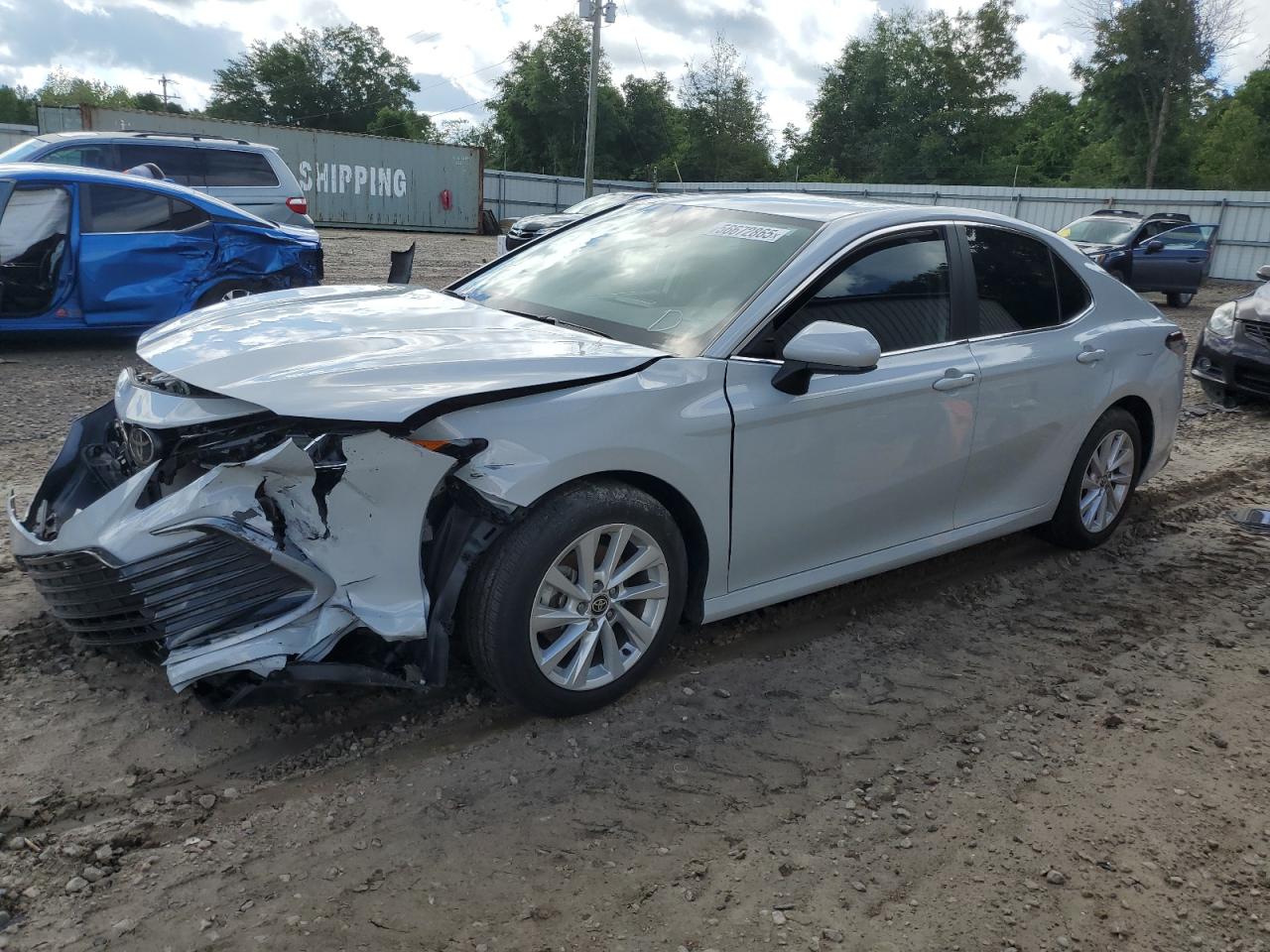 TOYOTA CAMRY LE