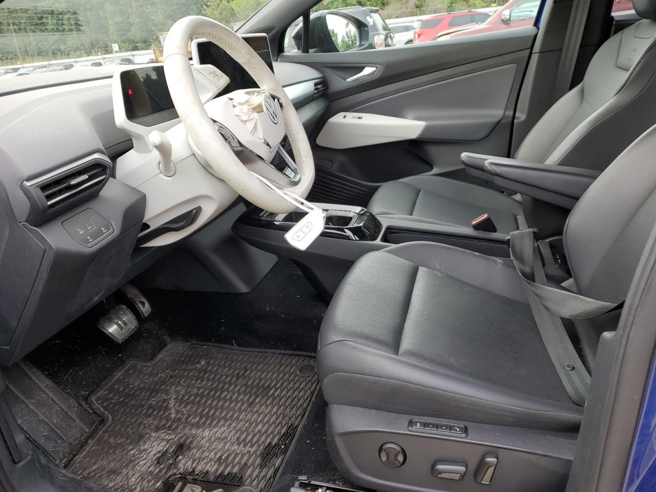 VOLKSWAGEN ID.4 FIRST EDITION