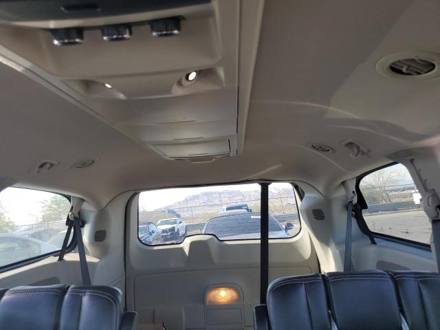 2016 CHRYSLER TOWN & COU - 2C4RC1BG1GR186517