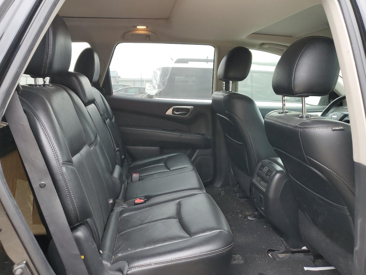 Nissan Pathfinder 2015