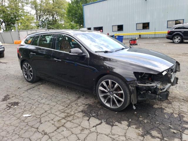 Vin: yv140mem7f1218731, lot: 58333695, volvo v60 platinum 20154