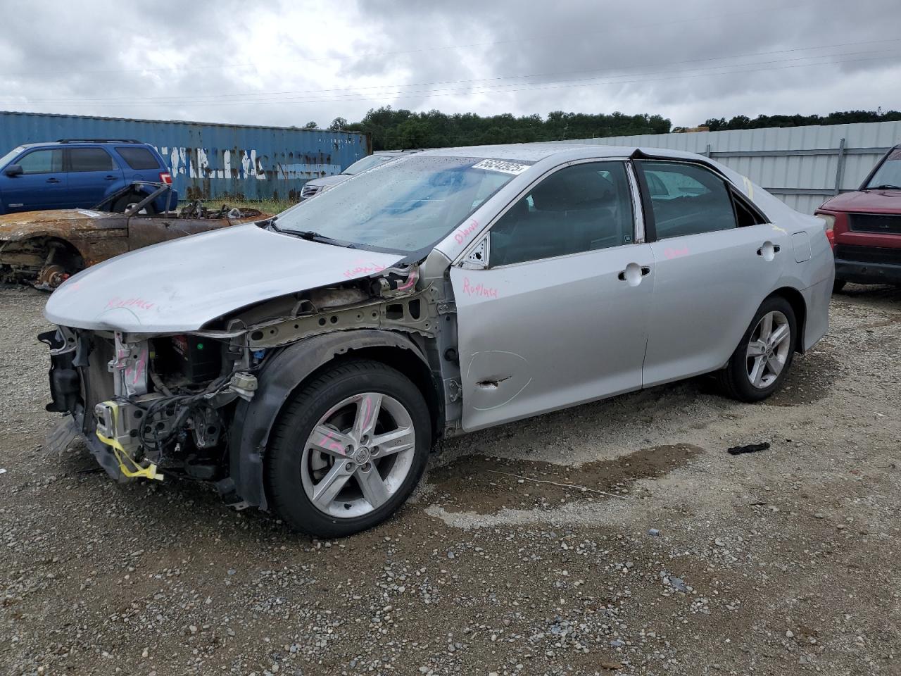 TOYOTA CAMRY L