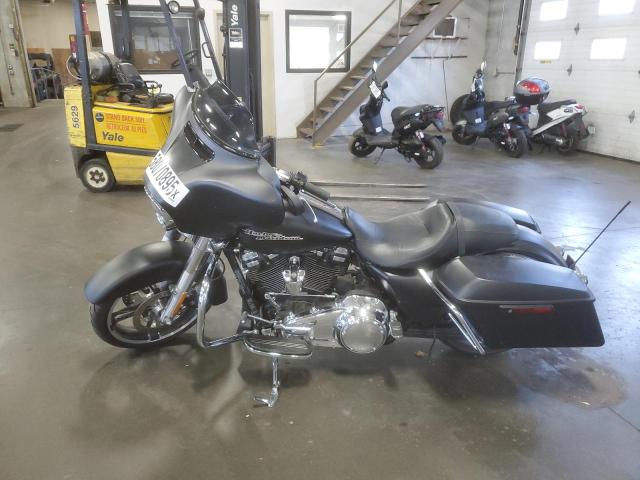 2017 HARLEY-DAVIDSON FLHX STREE 1HD1KBC16HB620350