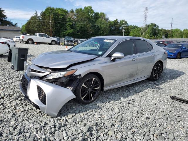 TOYOTA CAMRY XSE