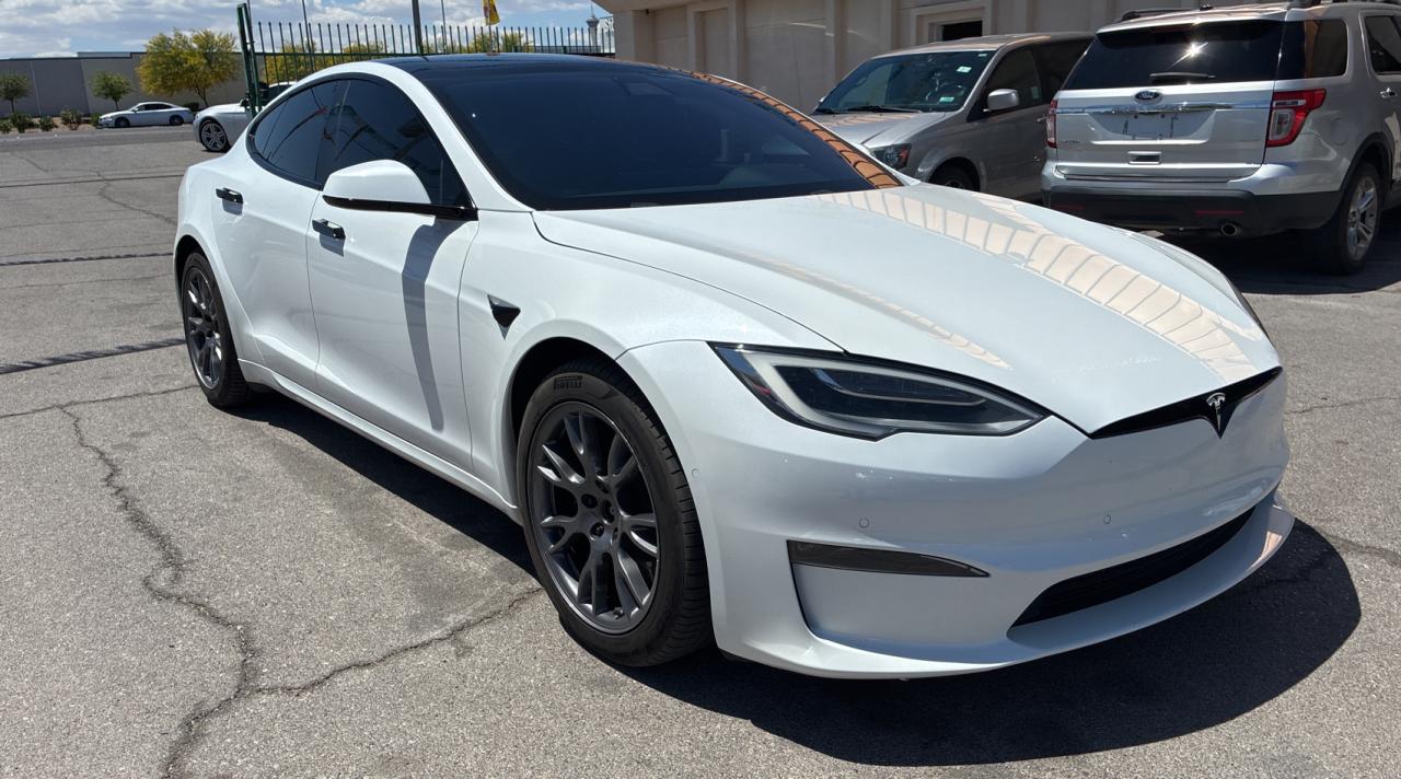 TESLA MODEL S