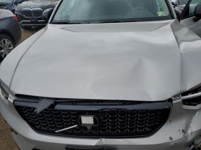 2024 VOLVO XC40 PLUS YV4L12UL8R2328890