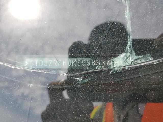 2019 TOYOTA HIGHLANDER SE 5TDJZRFH8KS958637