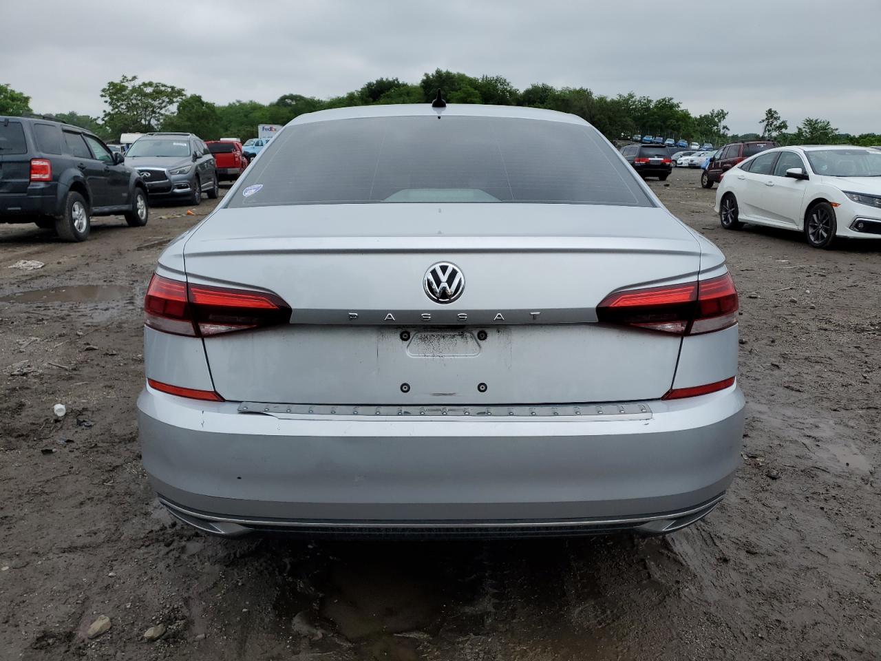 VOLKSWAGEN PASSAT SE