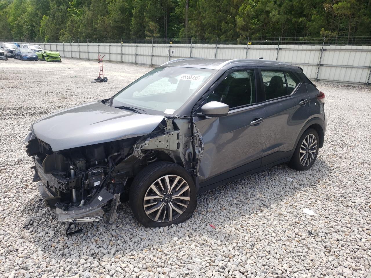 NISSAN KICKS SV
