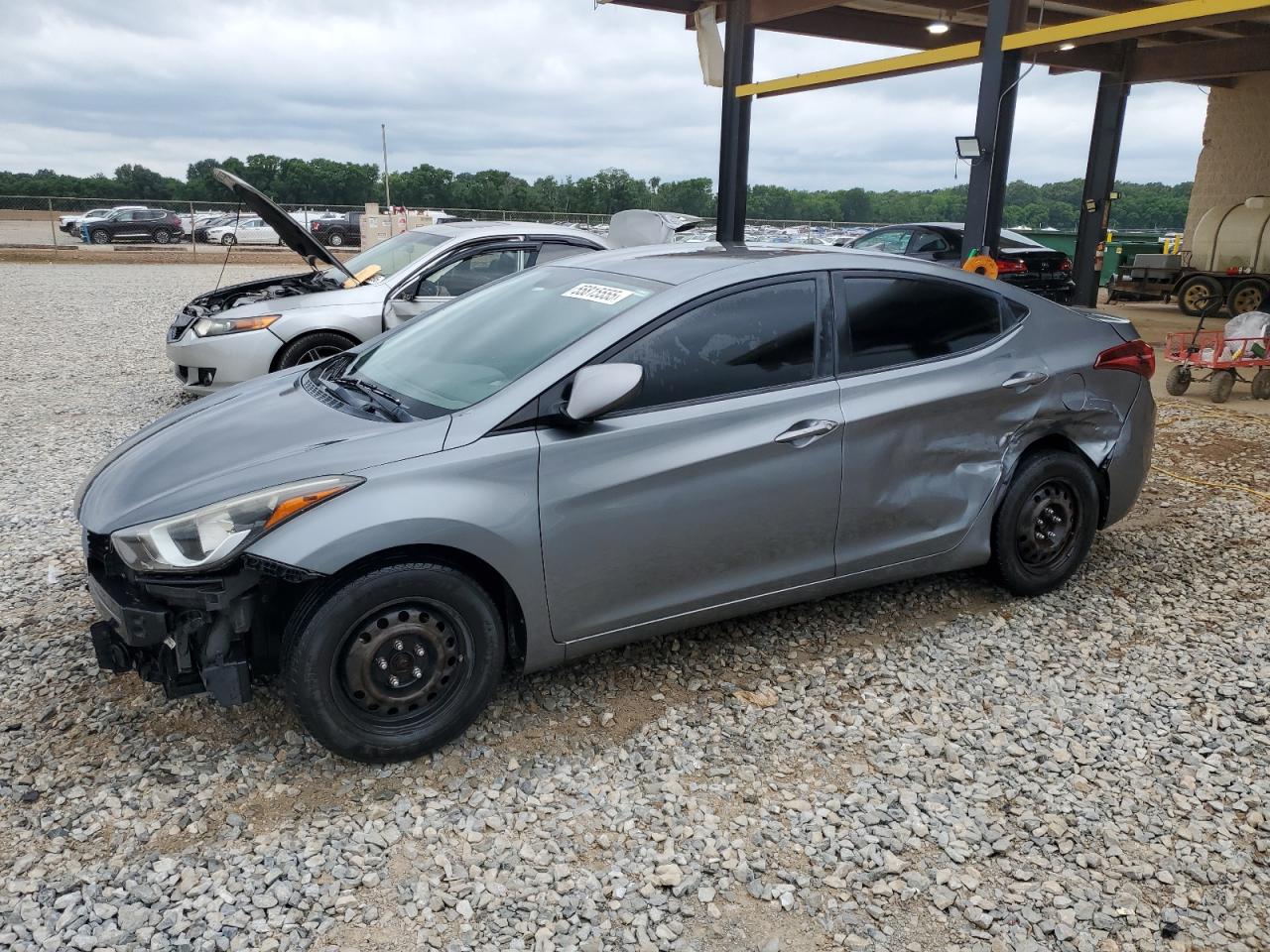 HYUNDAI ELANTRA SE