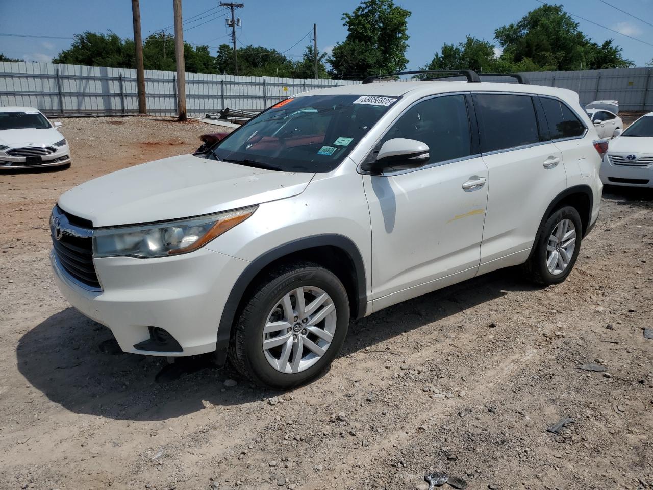 TOYOTA HIGHLANDER LE