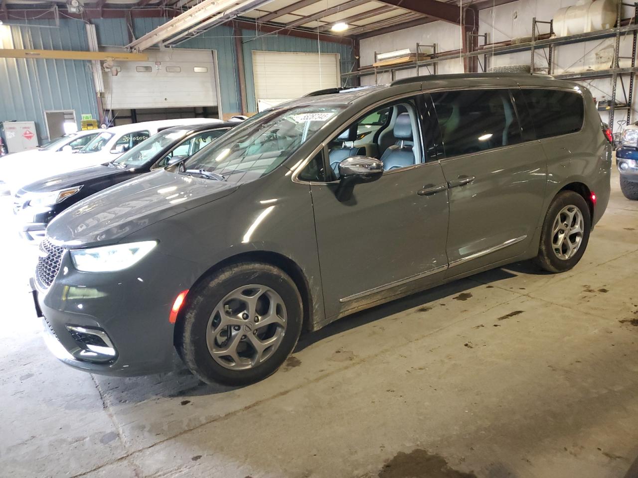 CHRYSLER PACIFICA LIMITED