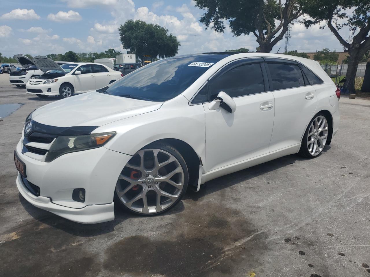  Salvage Toyota Venza