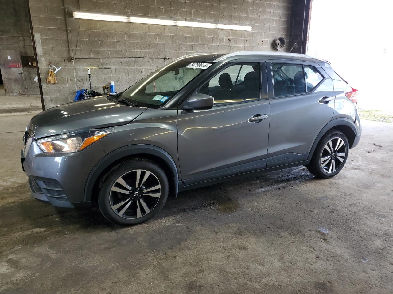 NISSAN KICKS SV