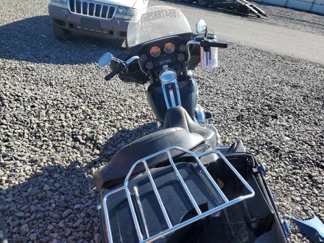 2010 HARLEY-DAVIDSON FLHTK 1HD1KEM30AB641640