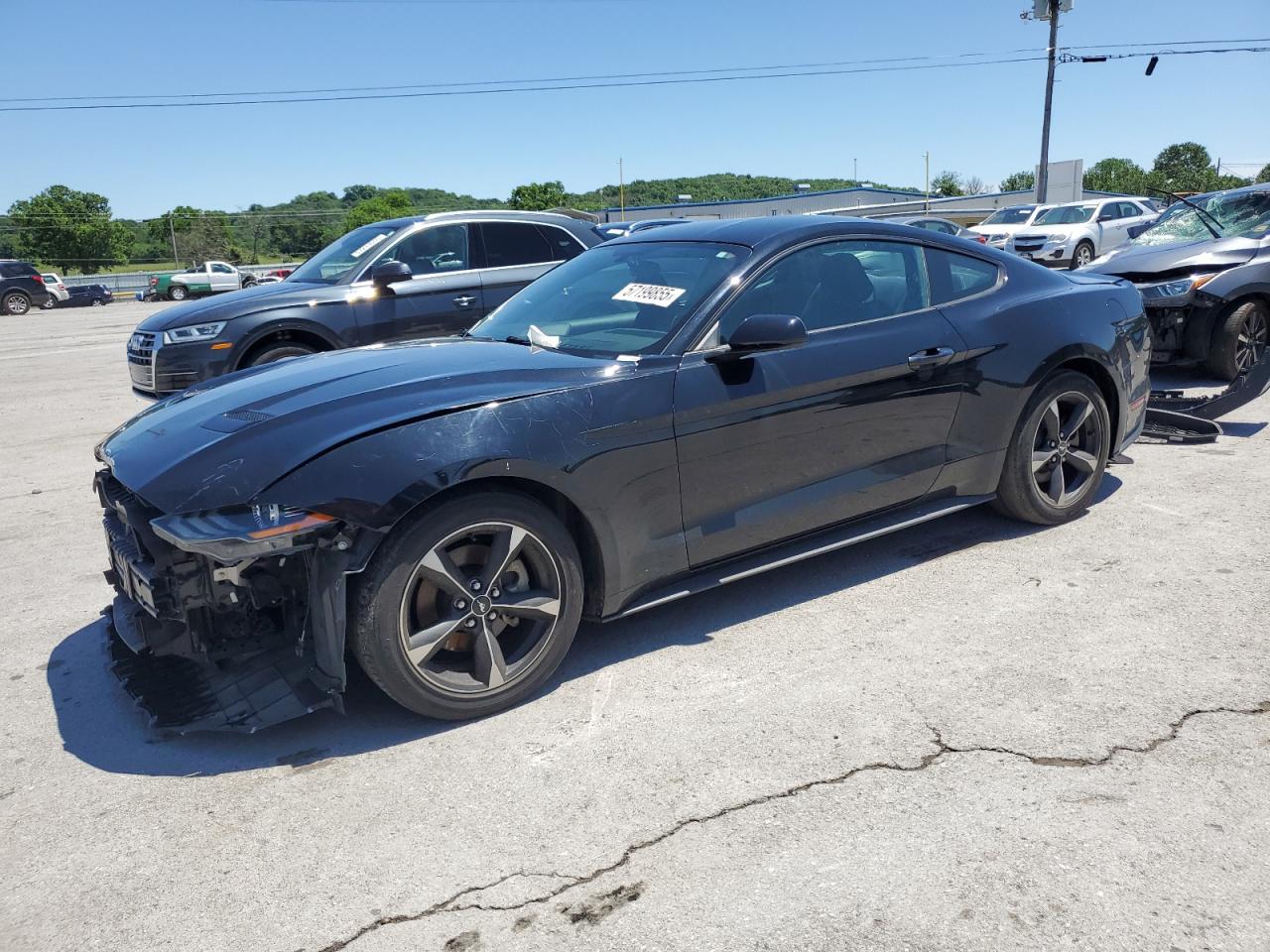 FORD MUSTANG