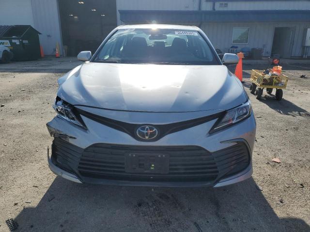 2022 TOYOTA CAMRY LE - 4T1C11BK8NU070369