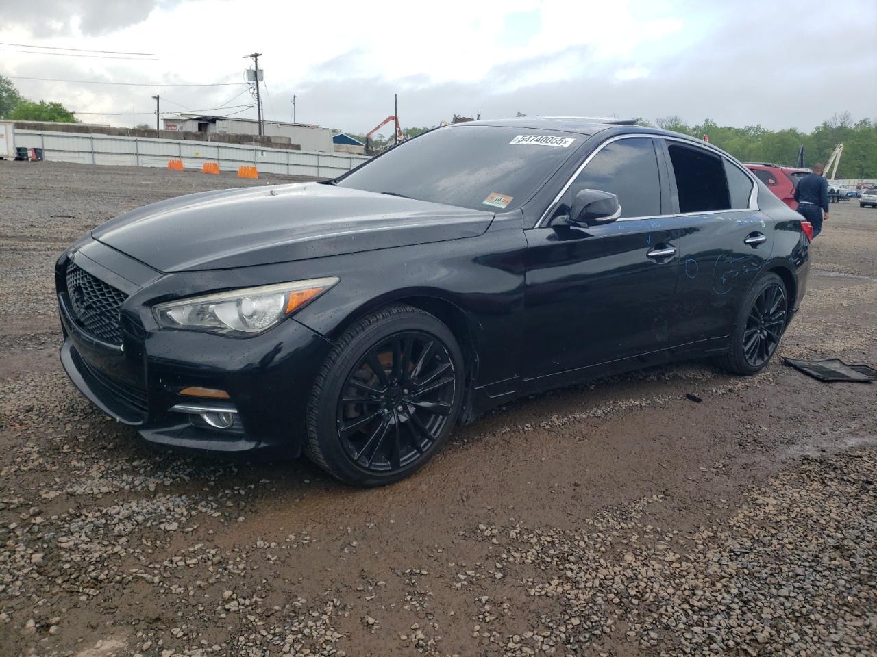 INFINITI Q50 2015