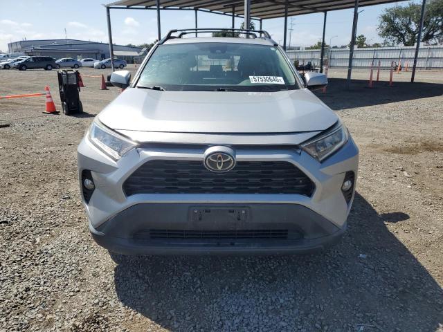 2019 TOYOTA RAV4 XLE - 2T3W1RFV9KW017697