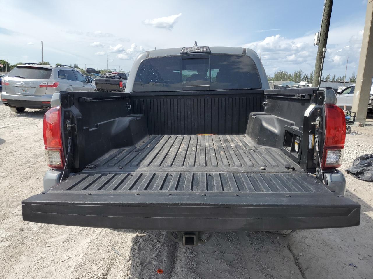 TOYOTA TACOMA DOUBLE CAB