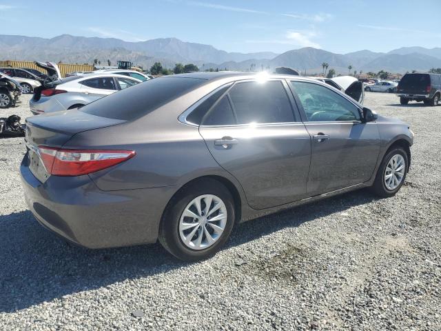 Vin: 4t1bf1fk7hu794016, lot: 57693325, toyota camry le 20173