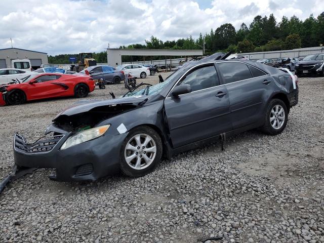 TOYOTA CAMRY BASE