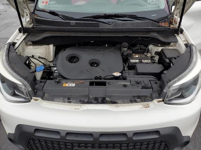 2015 KIA SOUL + - KNDJP3A52F7184532