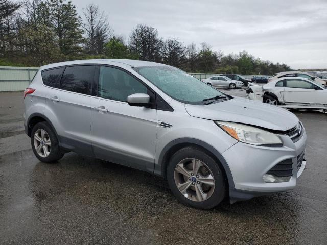 Vin: 1fmcu9gx4fub01547, lot: 55717645, ford escape se 20154