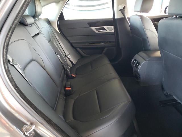2017 JAGUAR XF PREMIUM SAJBD4BV7HCY38678