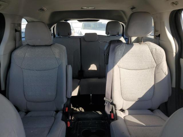 2022 TOYOTA SIENNA LE - 5TDBSKFCXNS060663