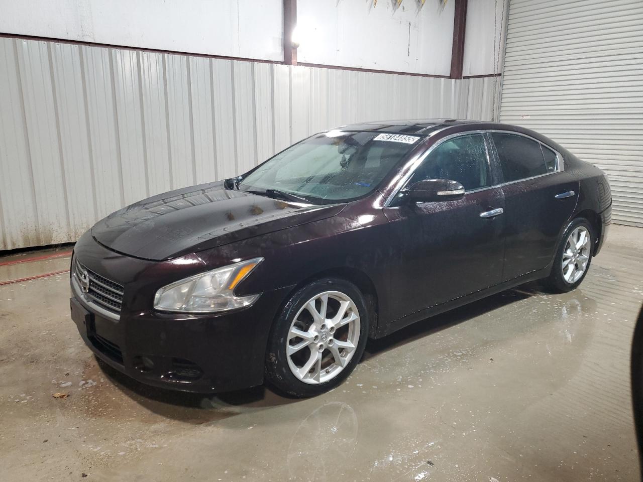 NISSAN MAXIMA S