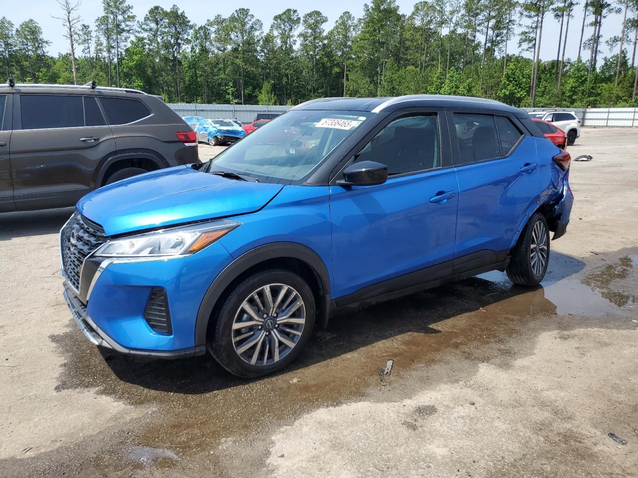 NISSAN KICKS SV