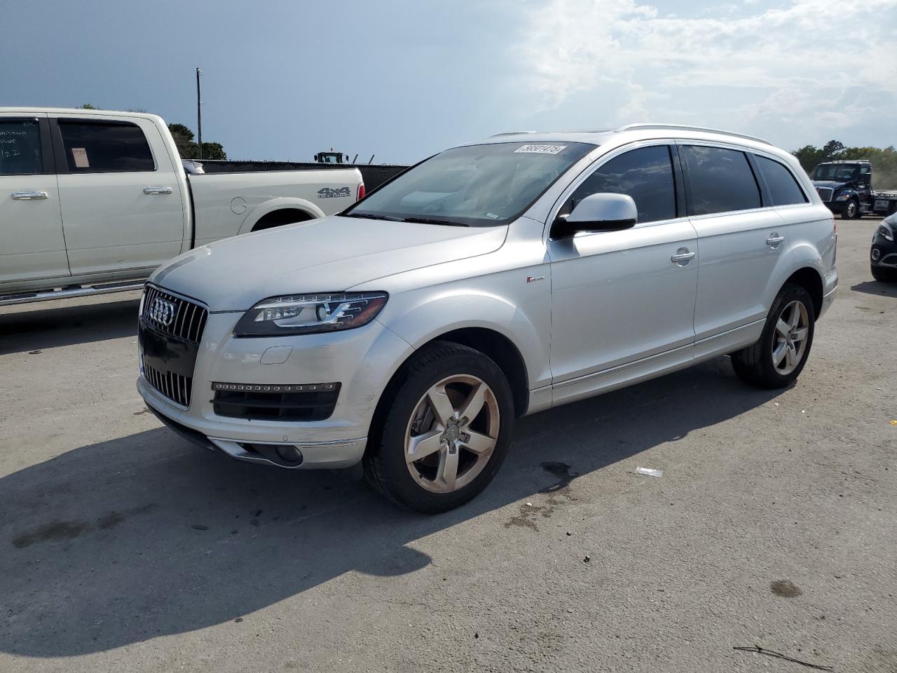 AUDI Q7 PREMIUM PLUS