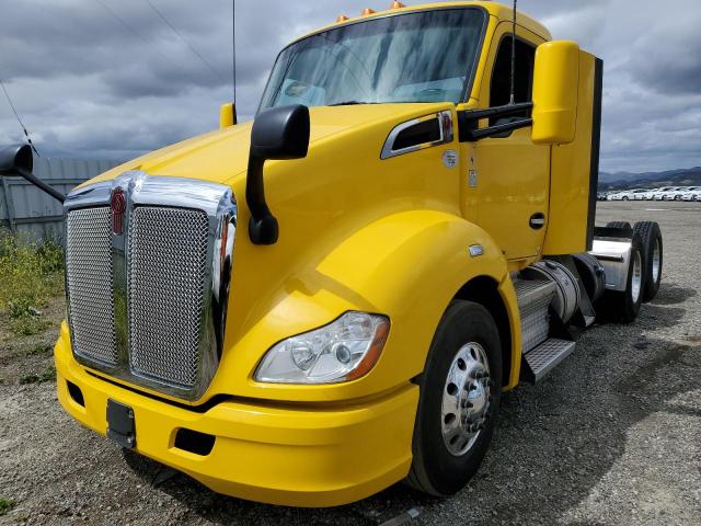 KENWORTH T680 2019 yellow  diesel 1XKYDP9X2KJ374918 photo #3
