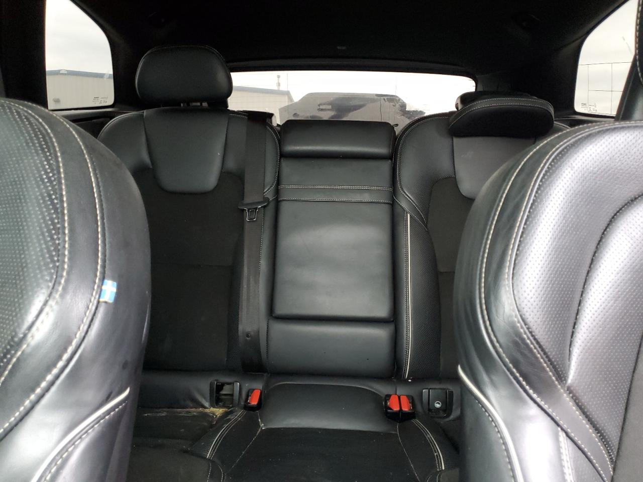 VOLVO XC60 T6 R-DESIGN