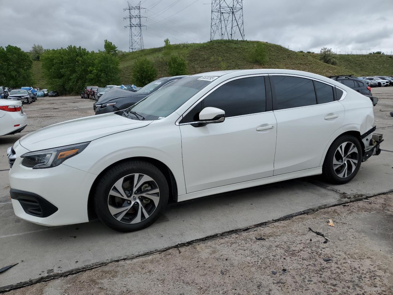  Salvage Subaru Legacy
