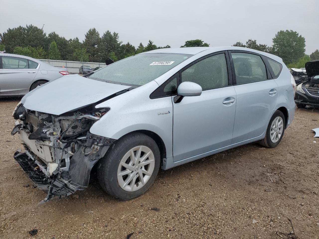 TOYOTA PRIUS V