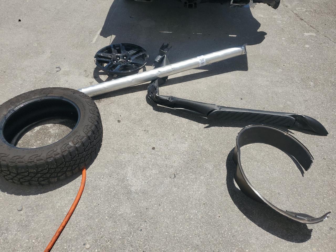 CHEVROLET SILVERADO K1500 TRAIL BOSS CUSTOM