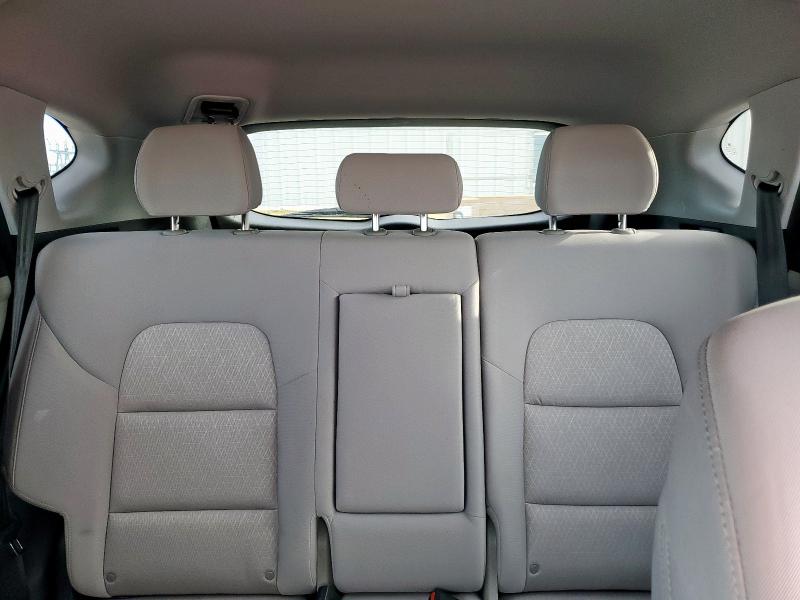2018 HYUNDAI TUCSON SE - KM8J23A40JU684412