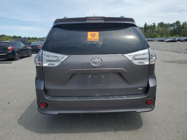 2018 TOYOTA SIENNA SE 5TDXZ3DC6JS951666