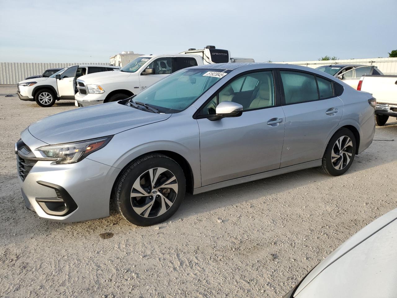 SUBARU LEGACY PREMIUM